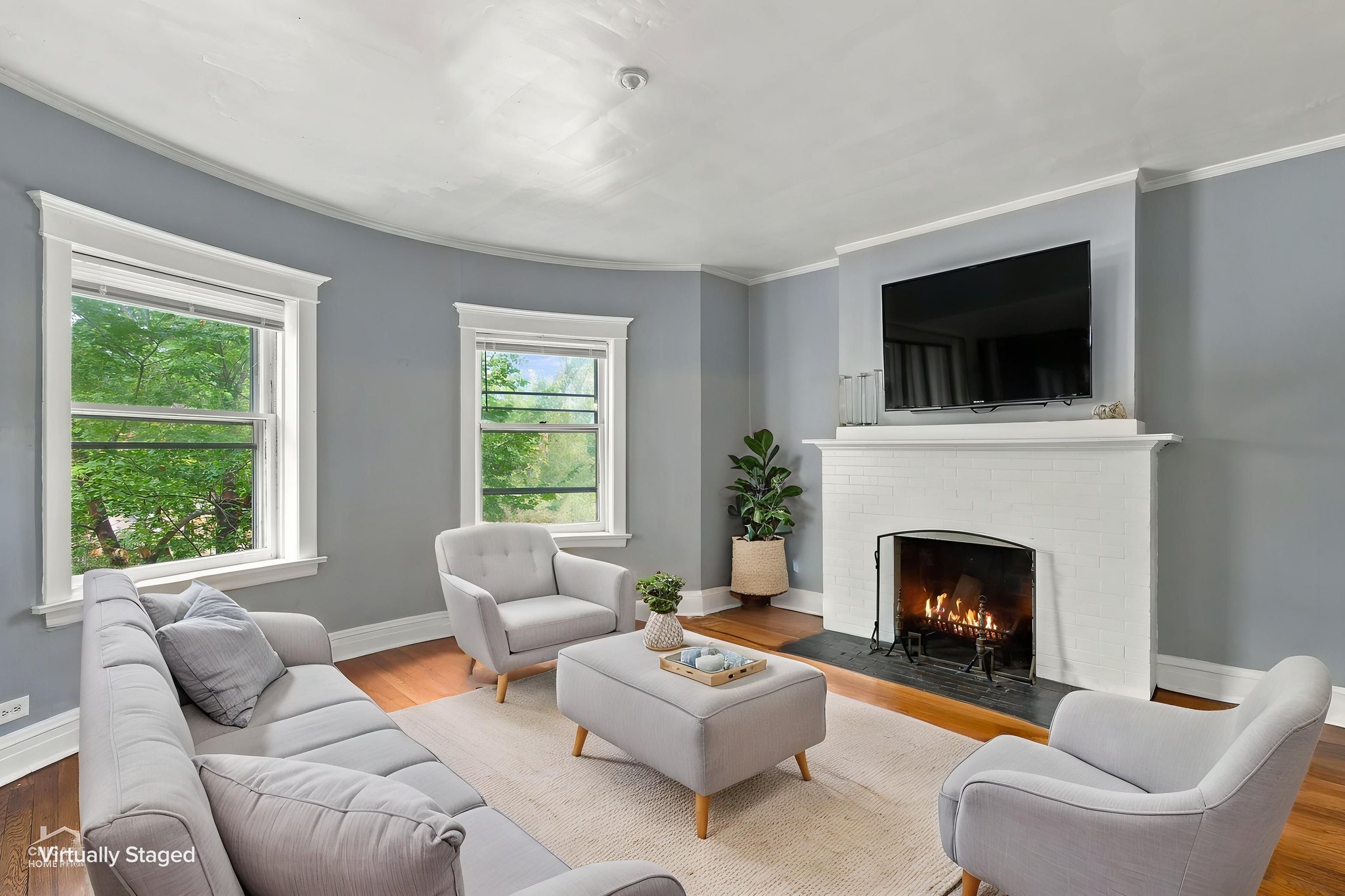 1104 Dempster Street - 2